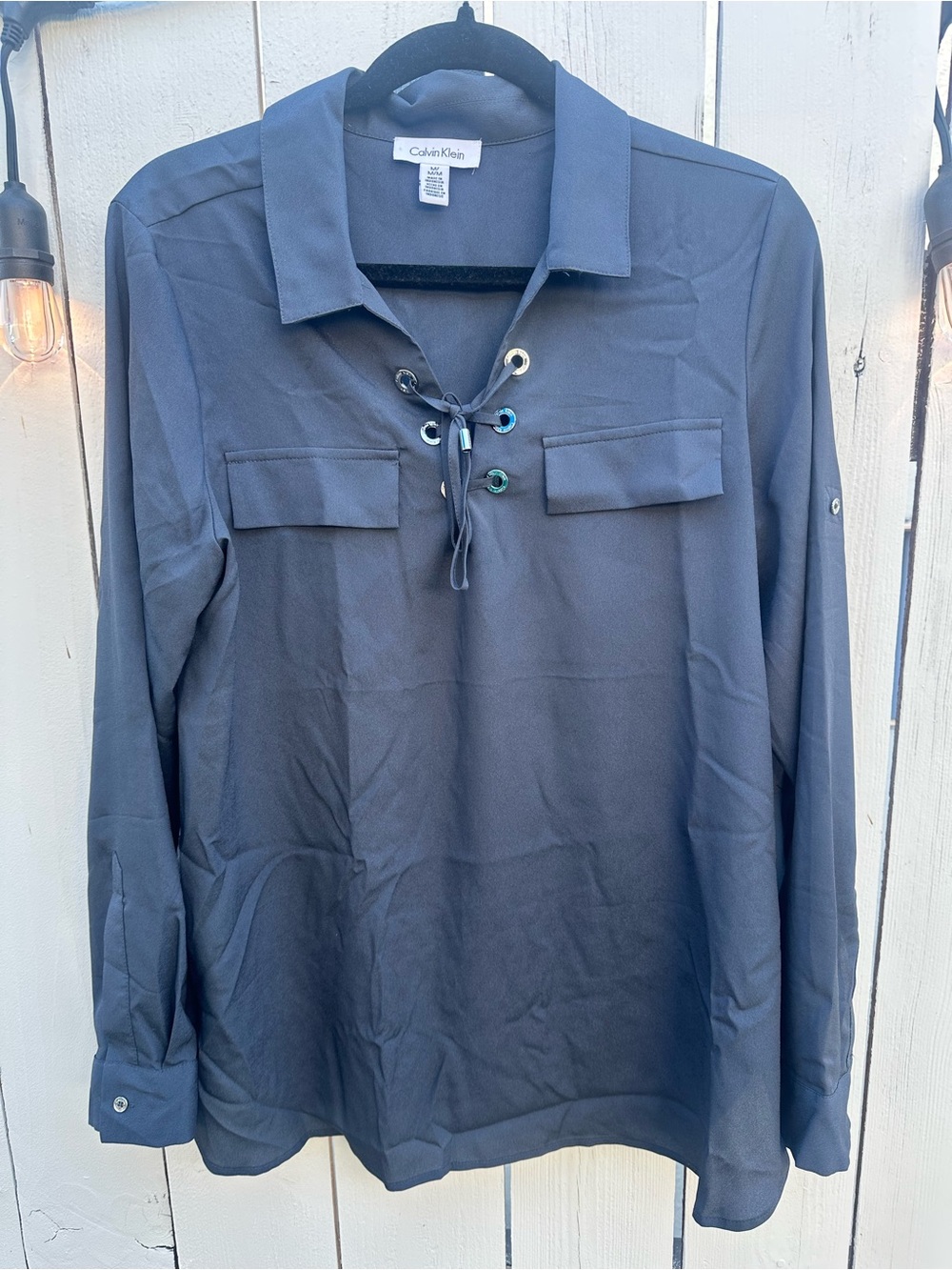 Calvin Klein Lightweight long sleeve Shirt sz Medium